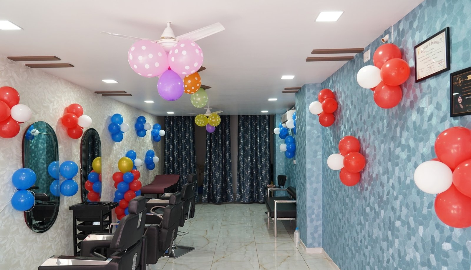 Nidhi Beauty Parlour