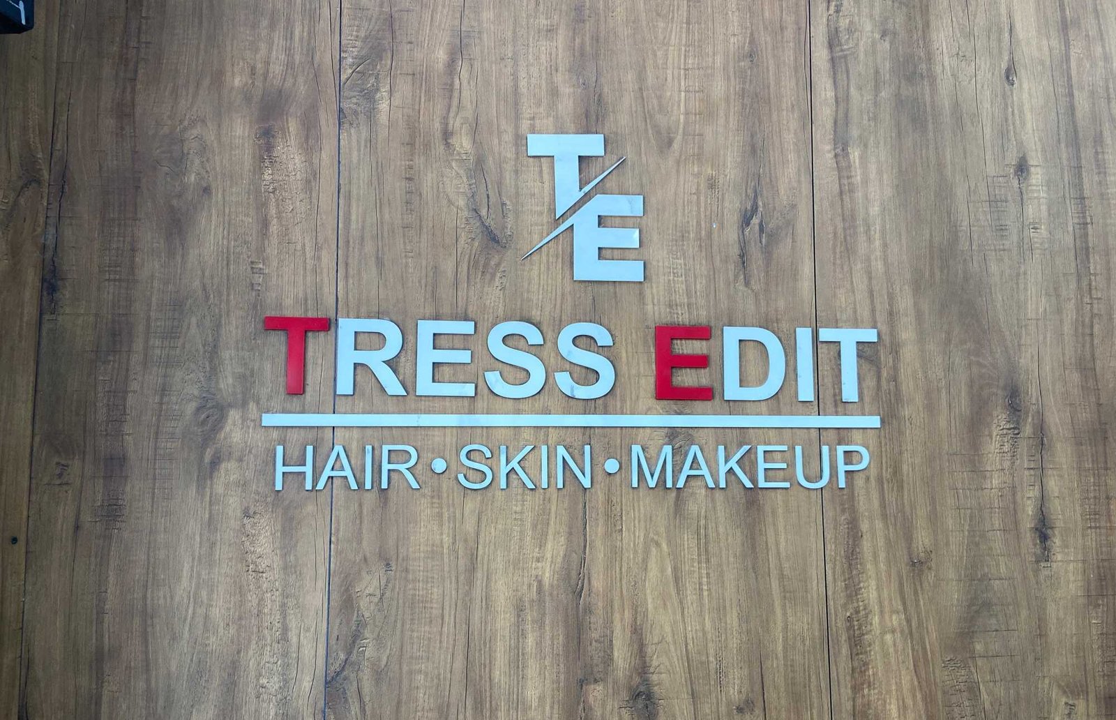 Treess Edit Hair .SKIN.MAKEUP