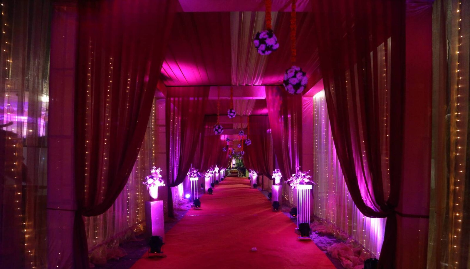 Vinayak Decorators