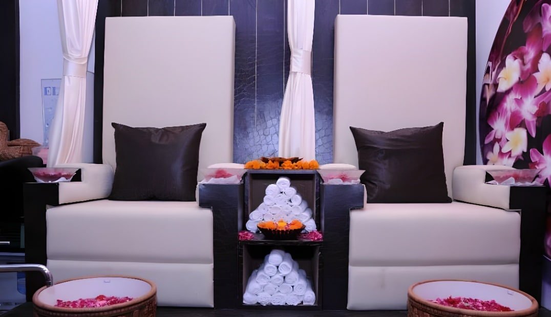 Kavyas Beauty Salon