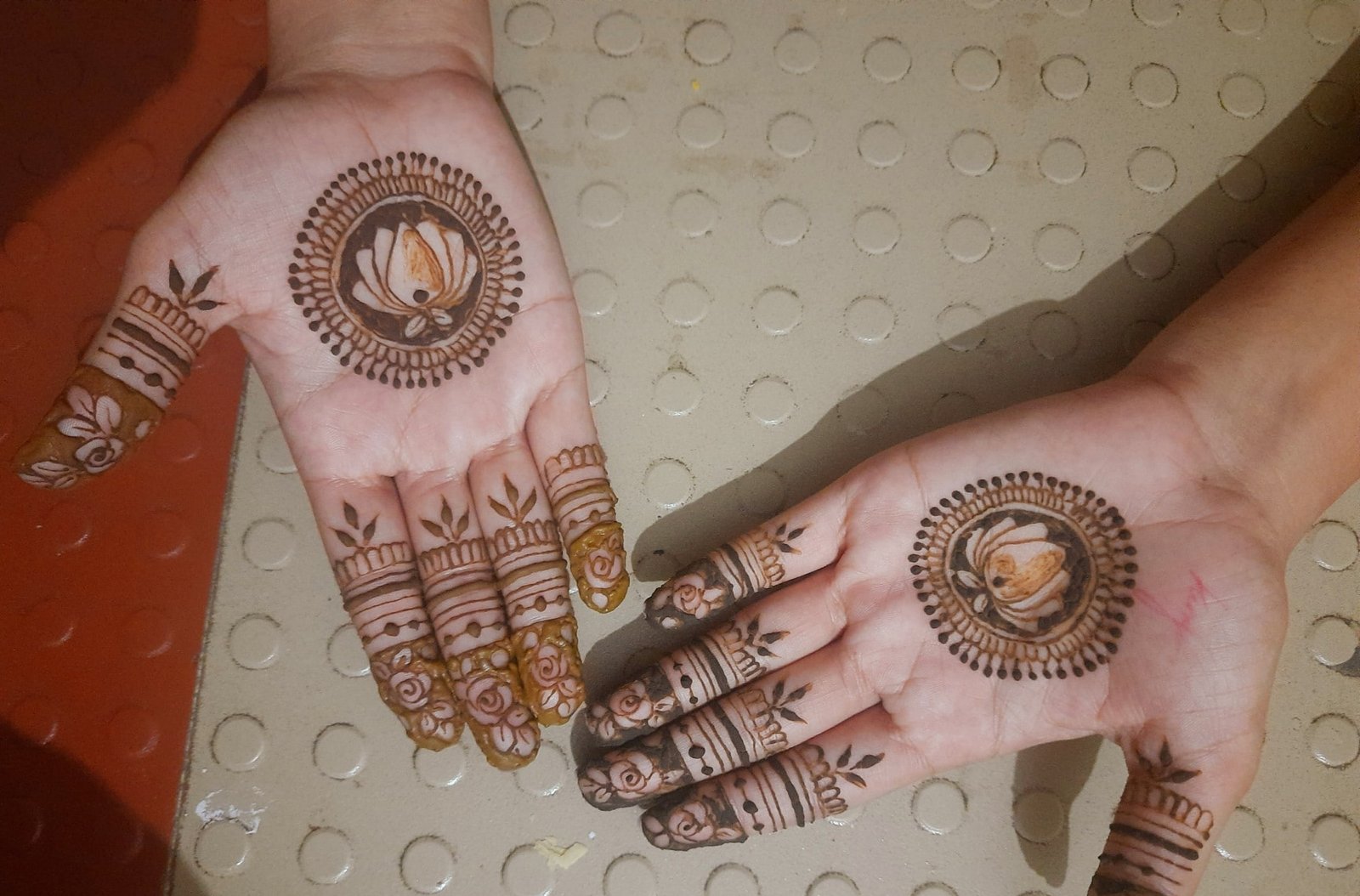 Aayushi's Mehndi Marvels
