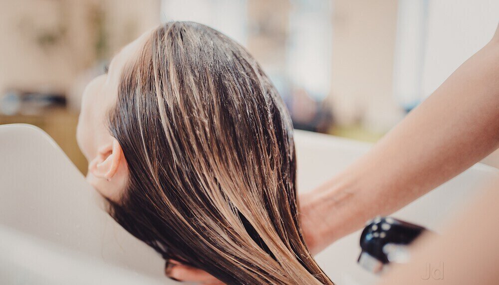 Re Salon (only For Ladies)