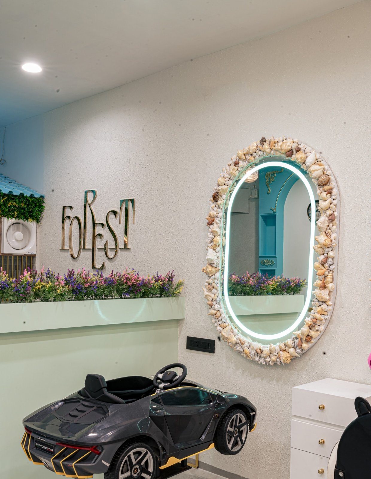 K The Salon By Priya Katariya
