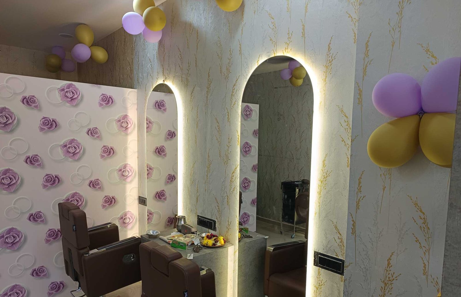 Maa Shringaar Salon & Academy