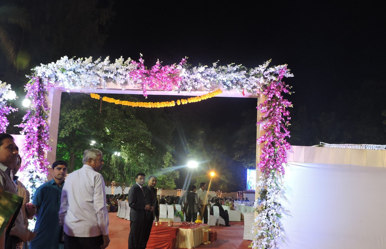 Jagdambe Mandap Decorators