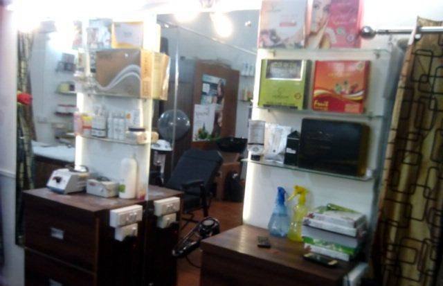 New Adron Beauty Parlour & Academic