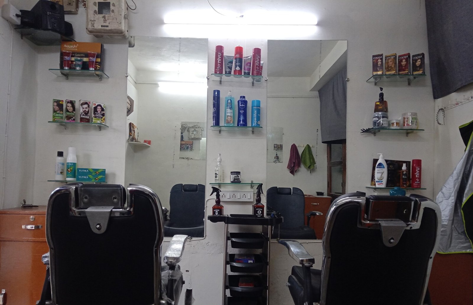 Relax Hair Saloon