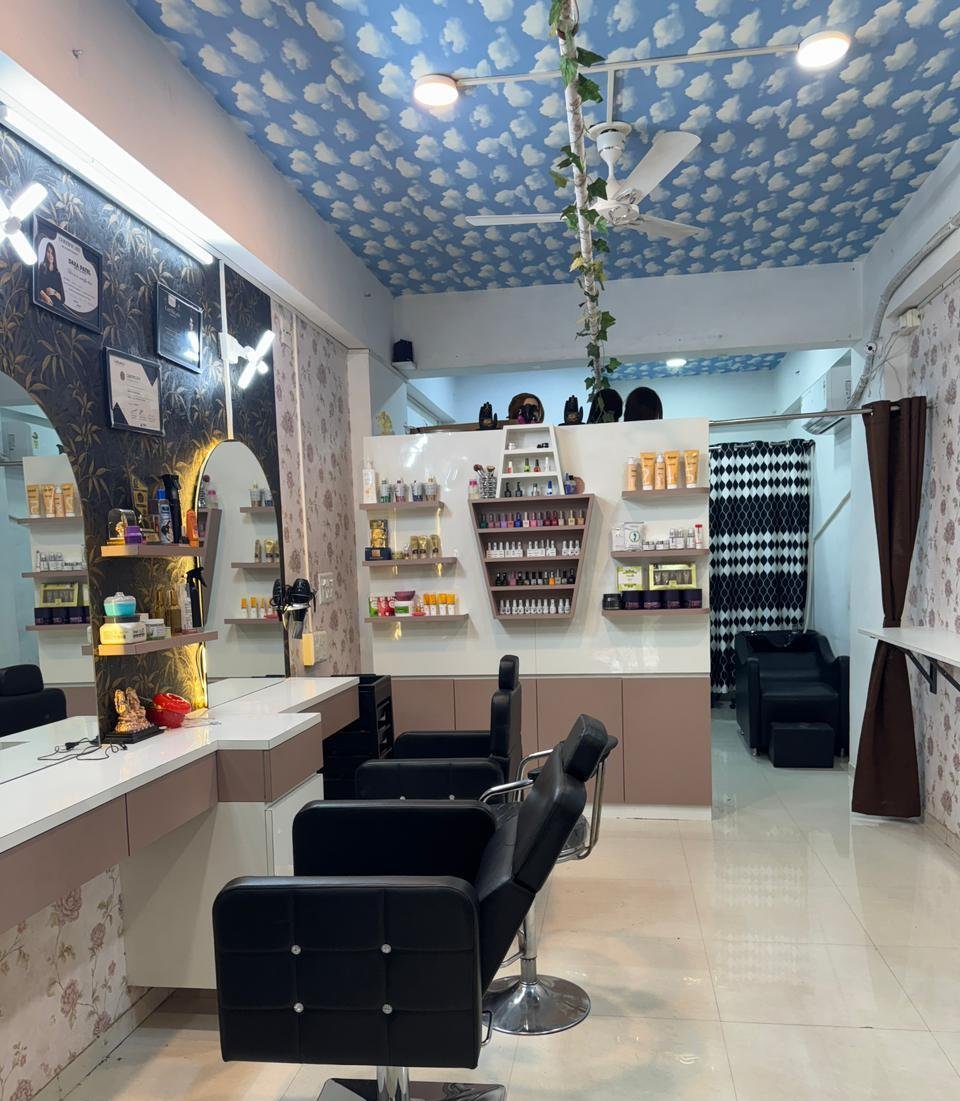 Aditi's Beauty Salon & Academy