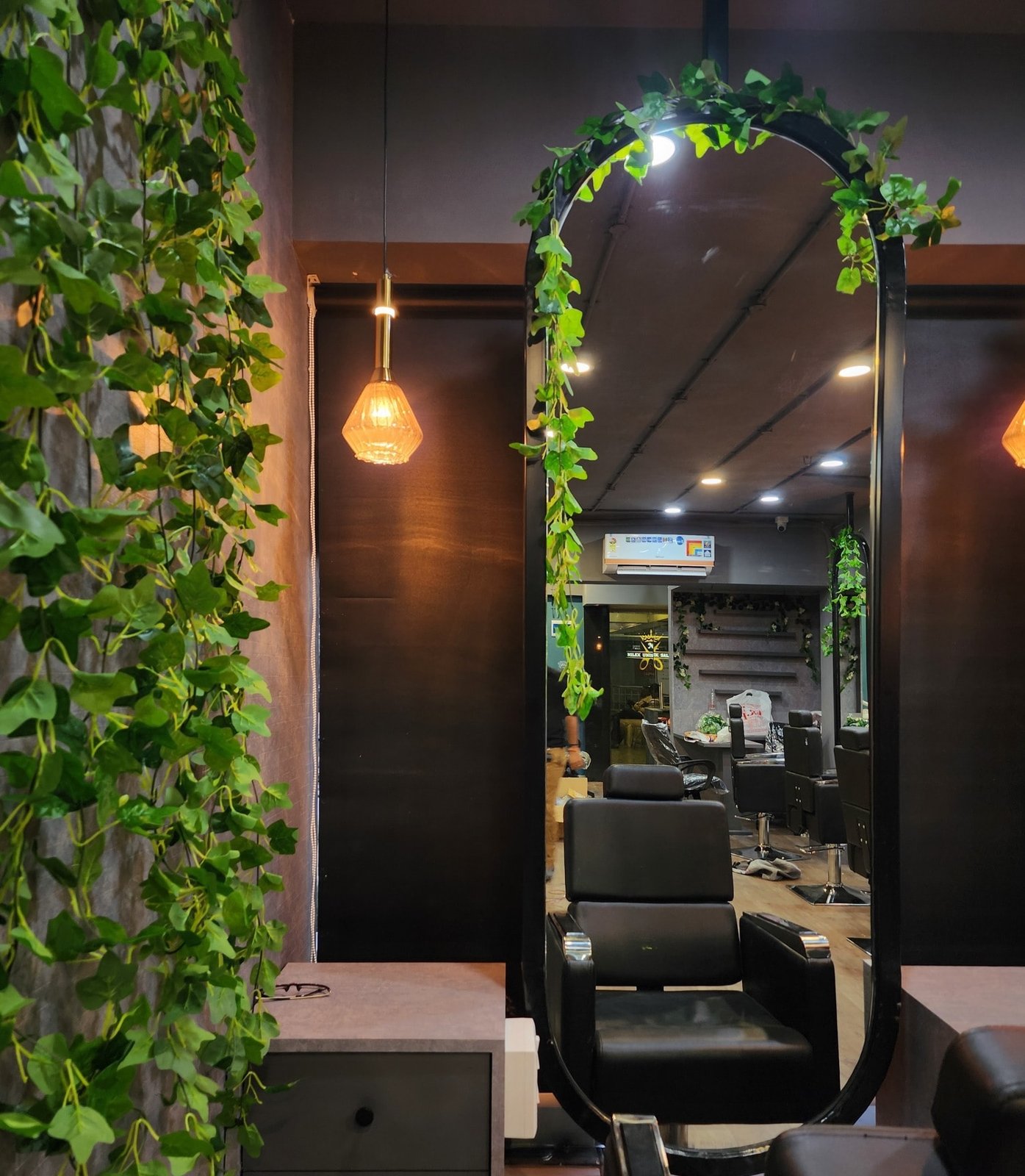 Nilex Unisex Salon