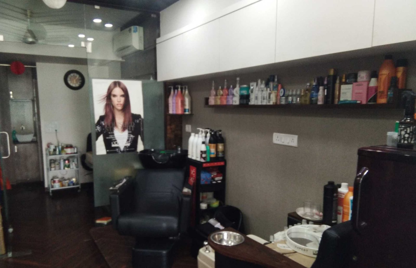 Khyatis Hair & Beauty Salon