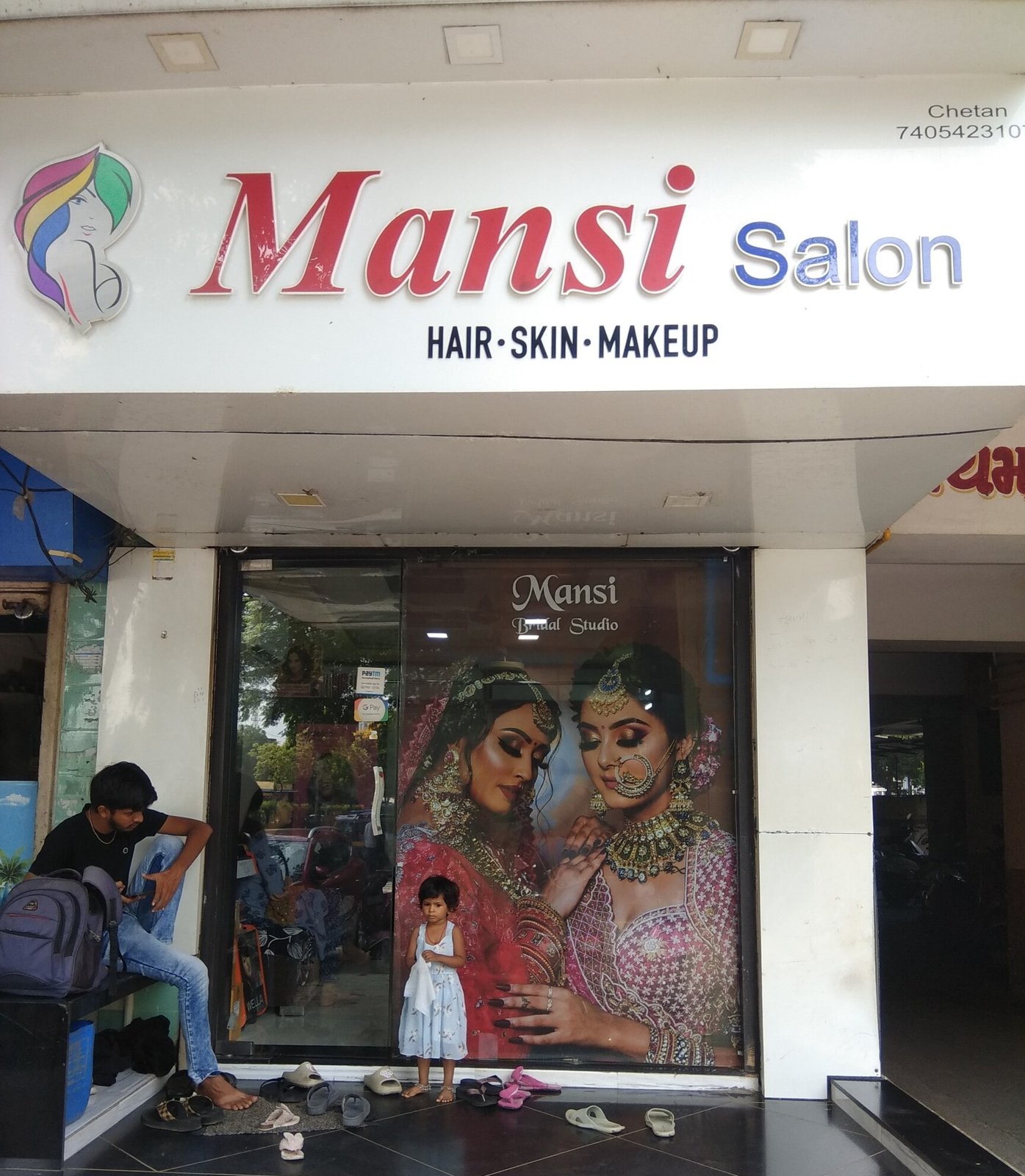 Mansi Beauty Parlour