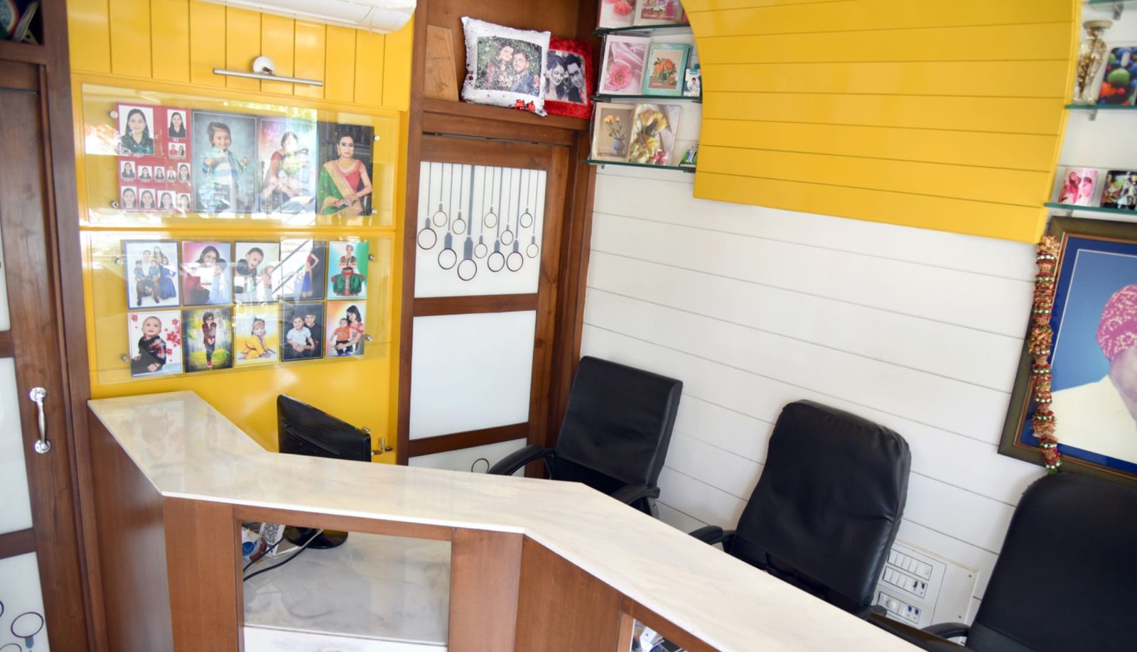 Dilip Colour Lab & Digital Studio