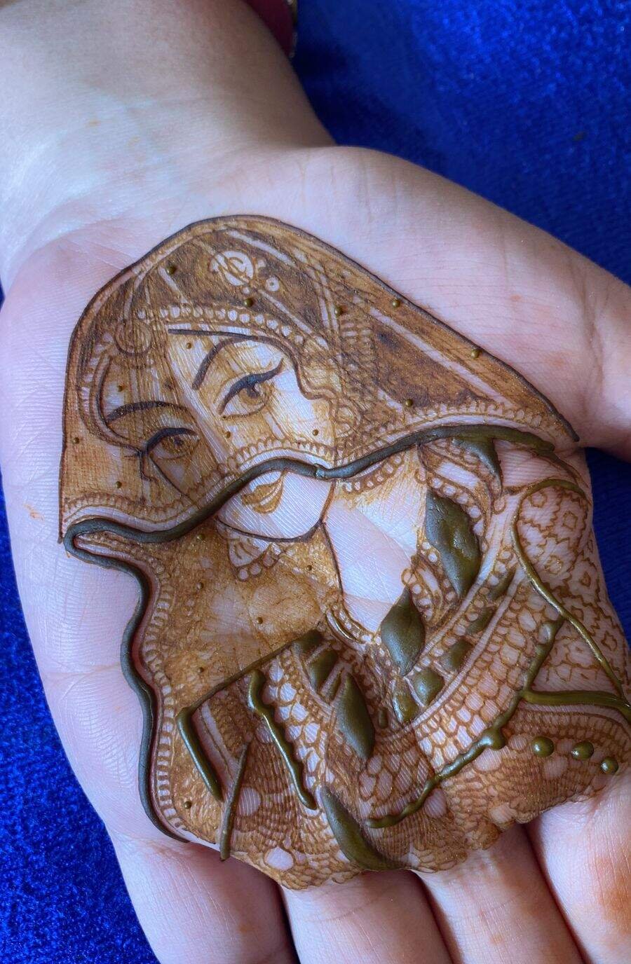 Chetna Mehndi Artist