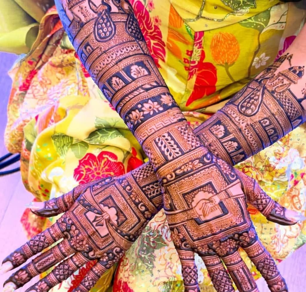 Krishna Mehandi Artist