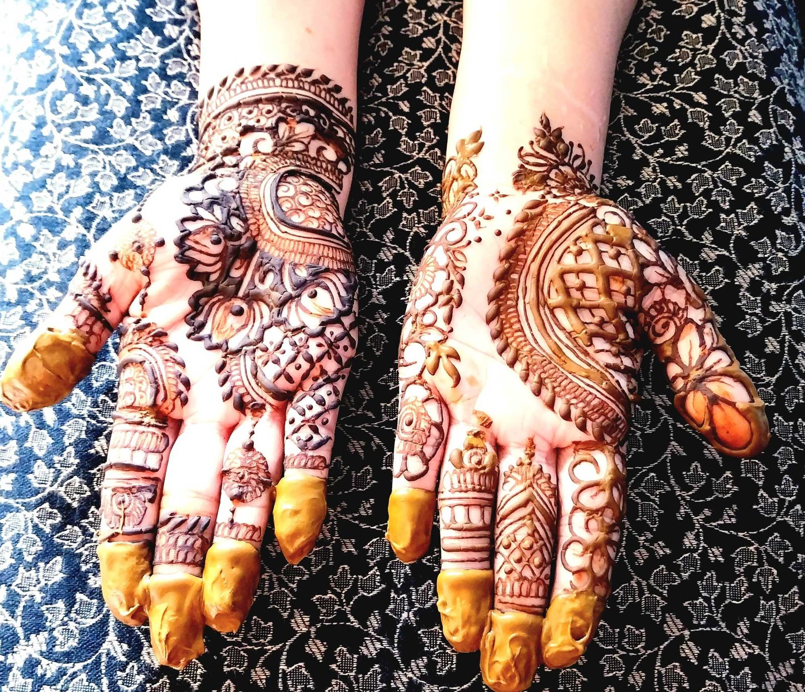 Kohinoor Mehndi Artist
