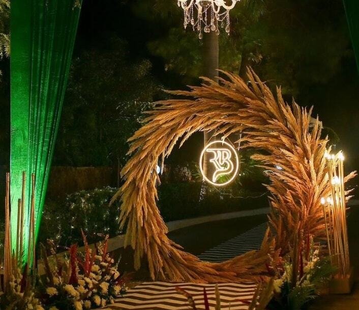 Hari Om Faraskhana and Light Decorators