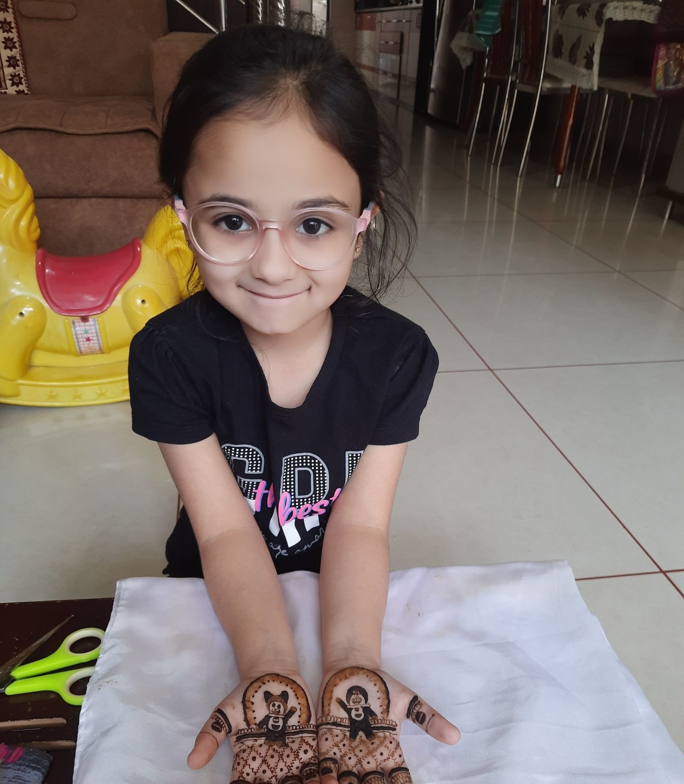 Aayushi's Mehndi Marvels
