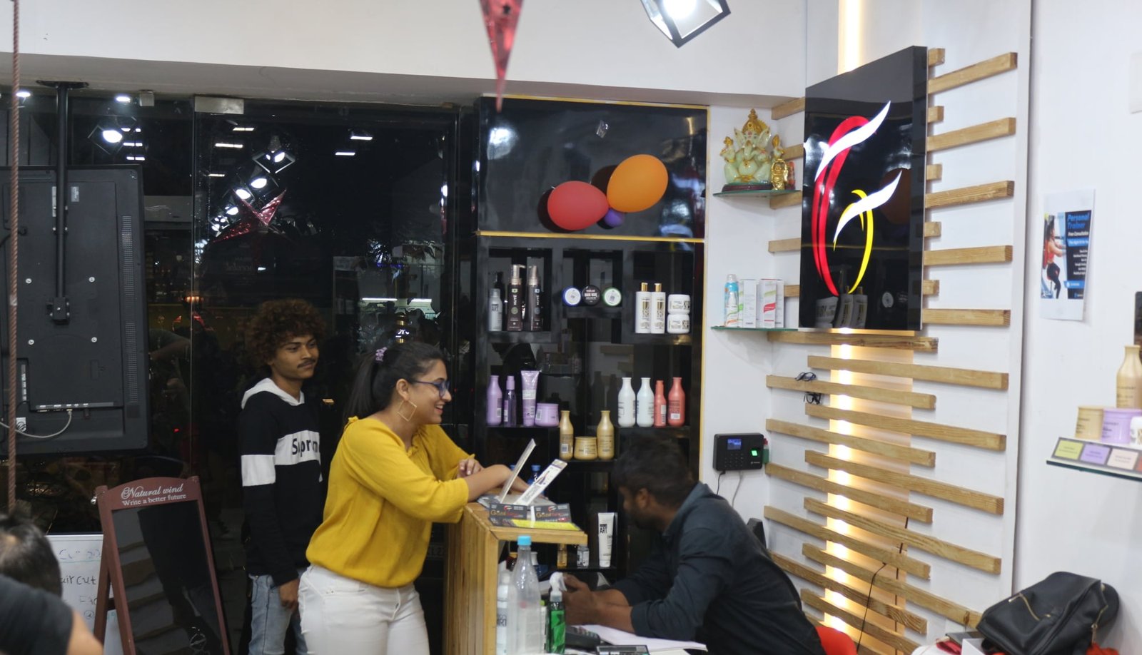 Gozel Salons