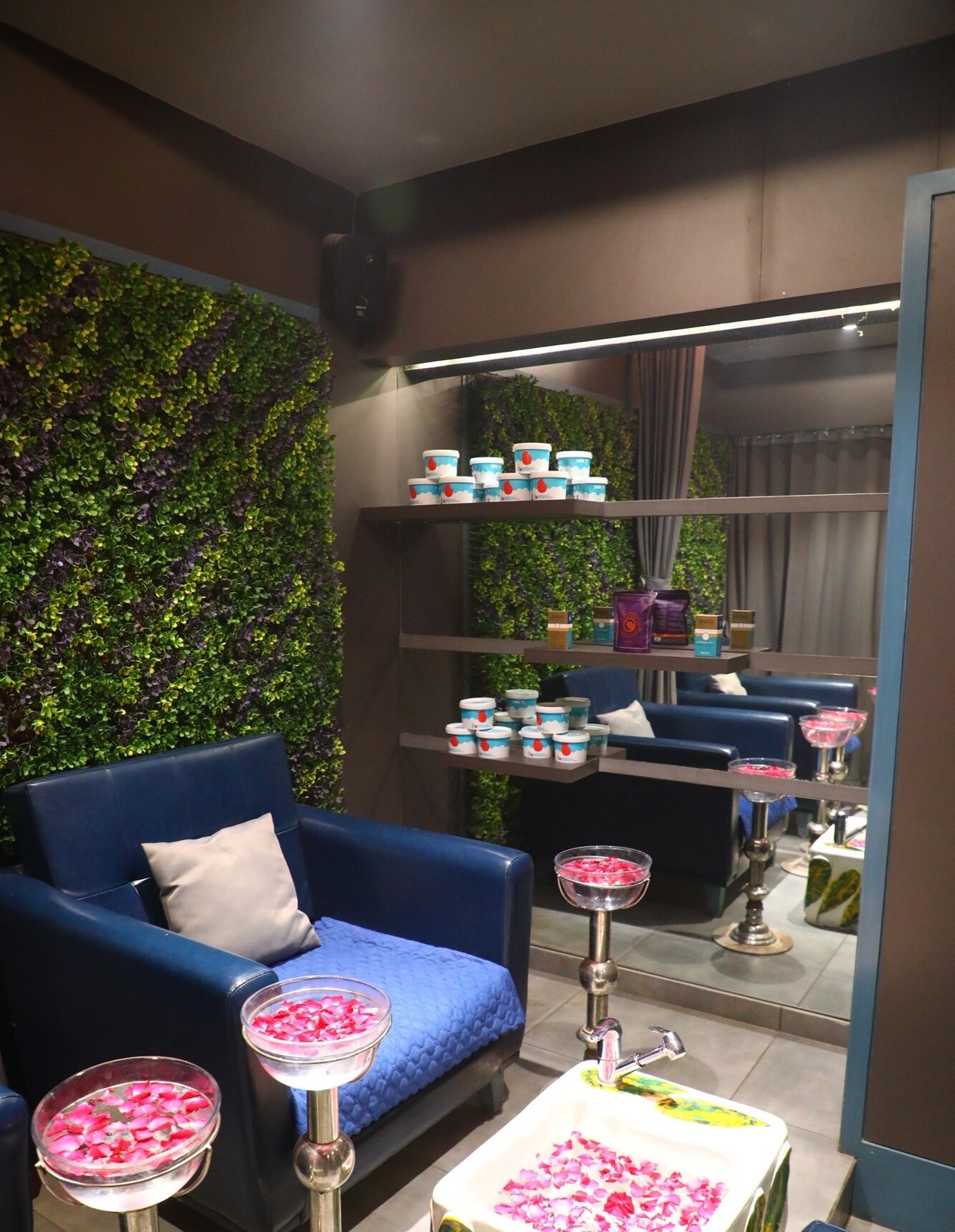 Chameleon Styling Lounge Salon