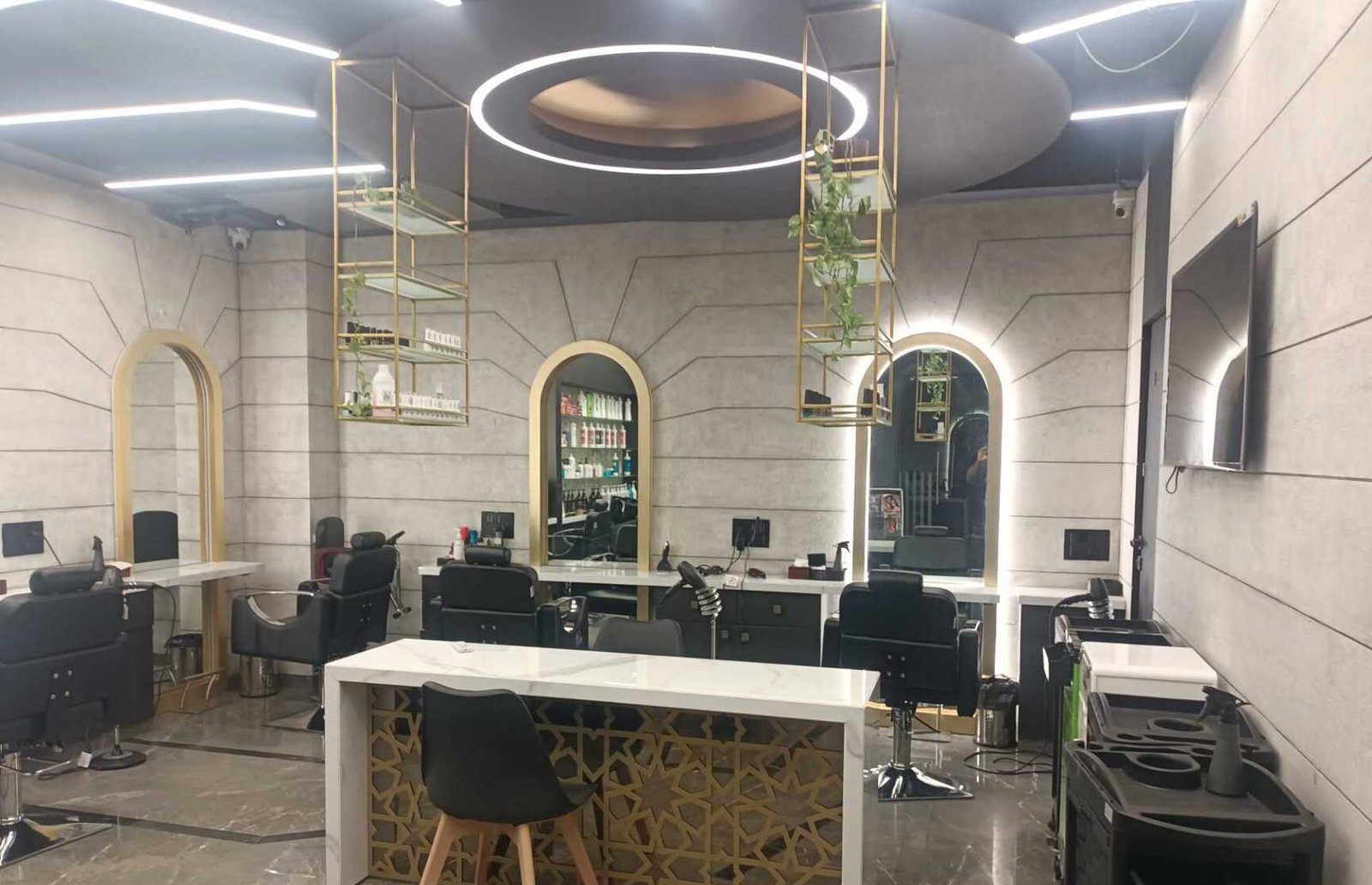 Shades Salon By Sankalp