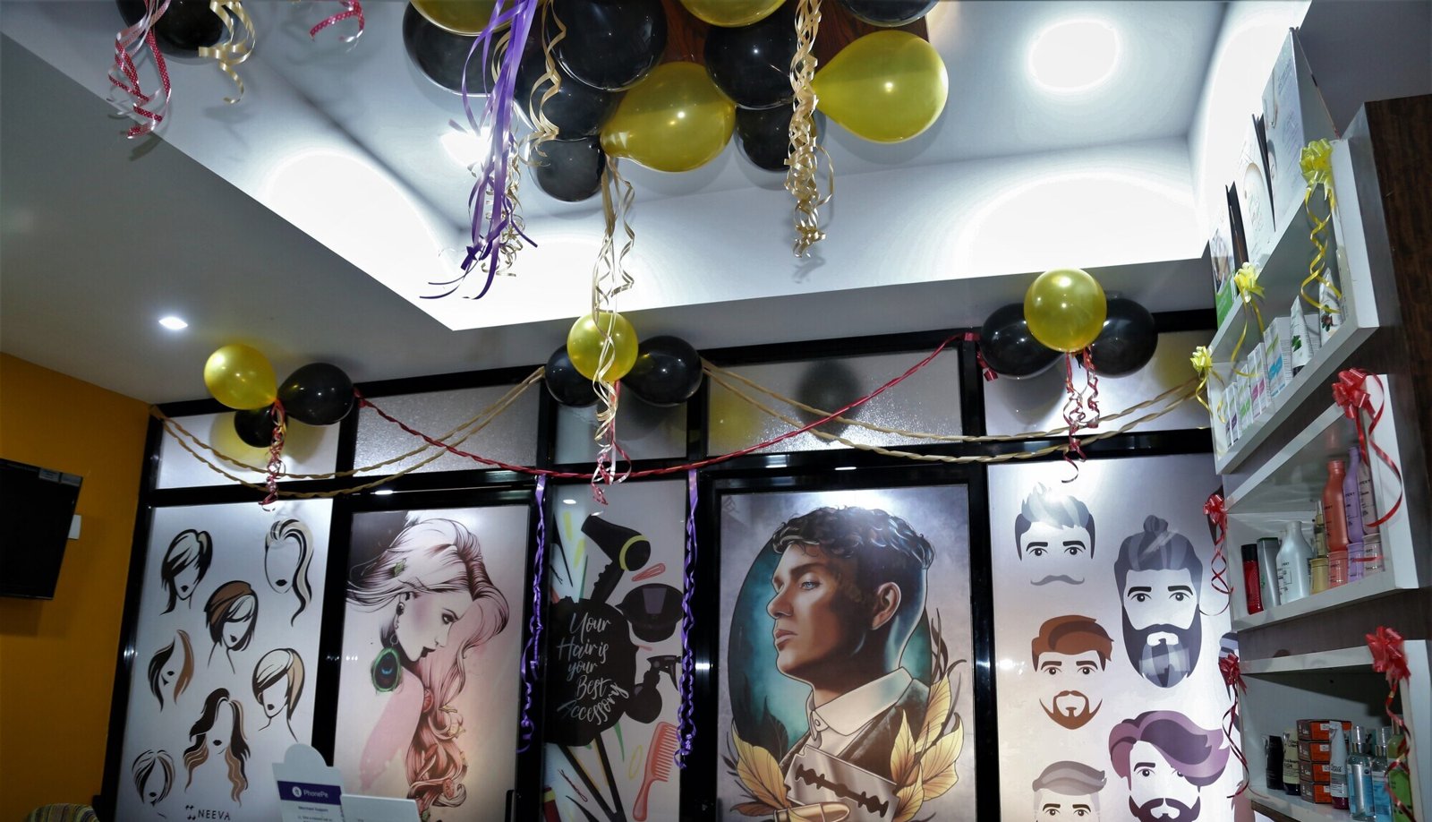 Neeva Unisex Salon