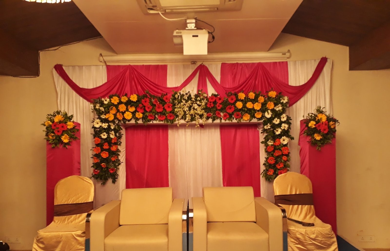Shri Hari Govind Decoration