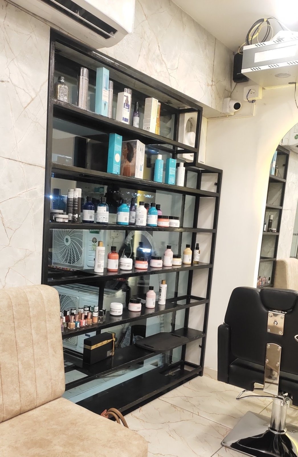 Creato The Family Salon