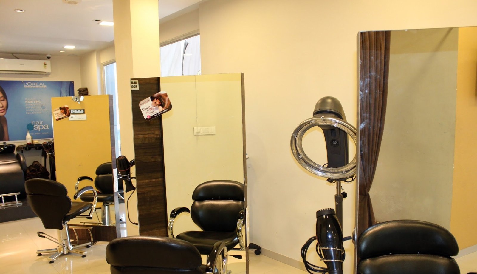F Unisex Salon