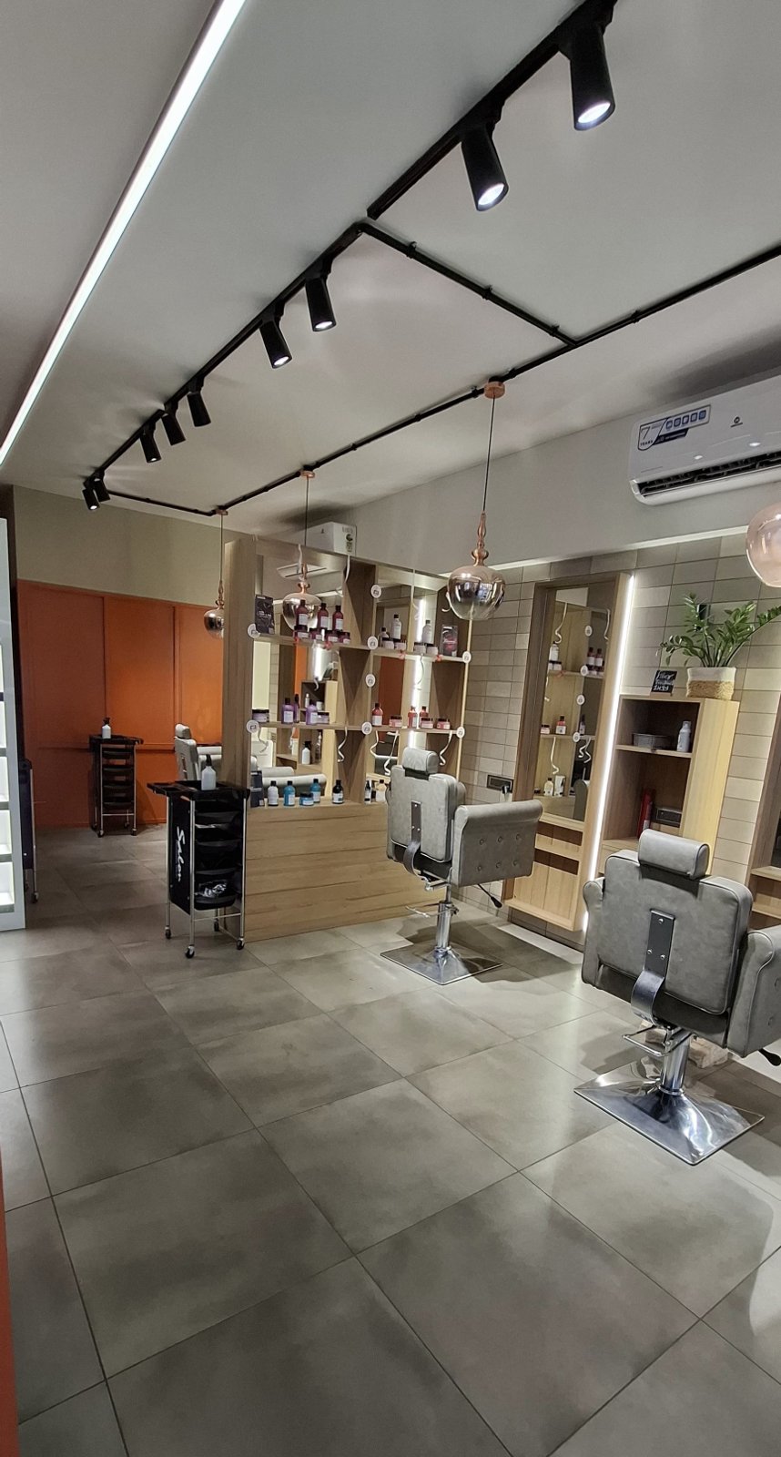 Bloom Salon