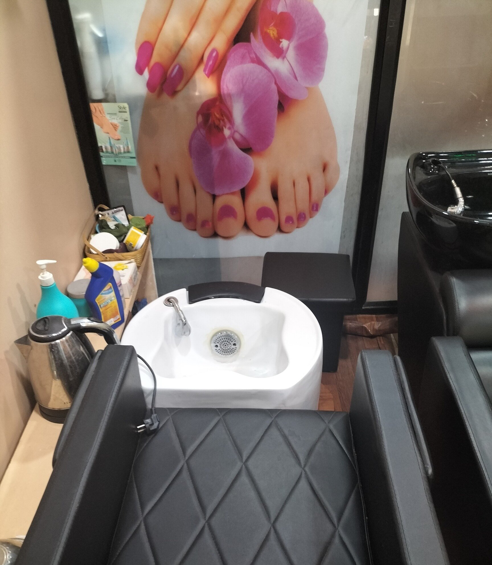 Variety Salon And Tattoos