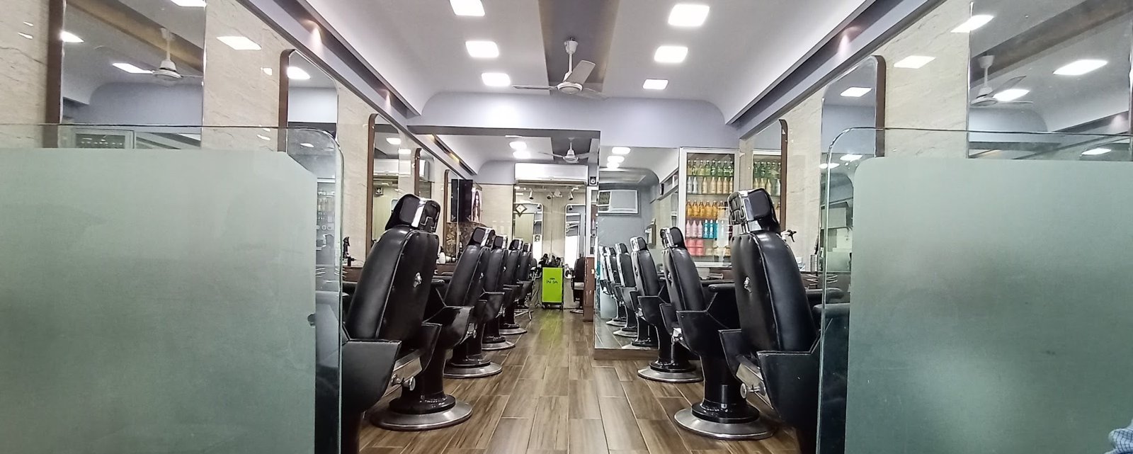 Ellis Salon