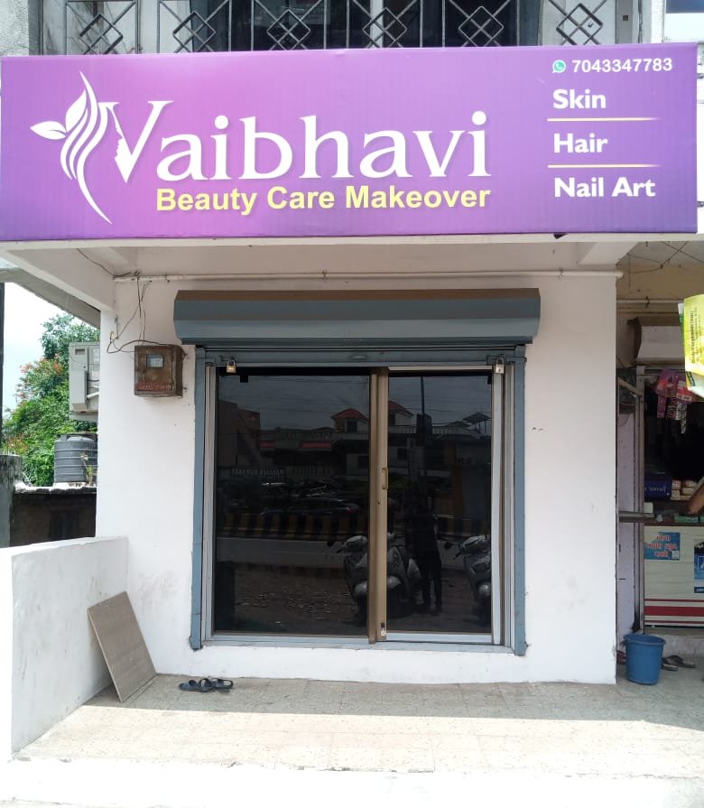 Vaibhavi Makeover & Nail Art Studio