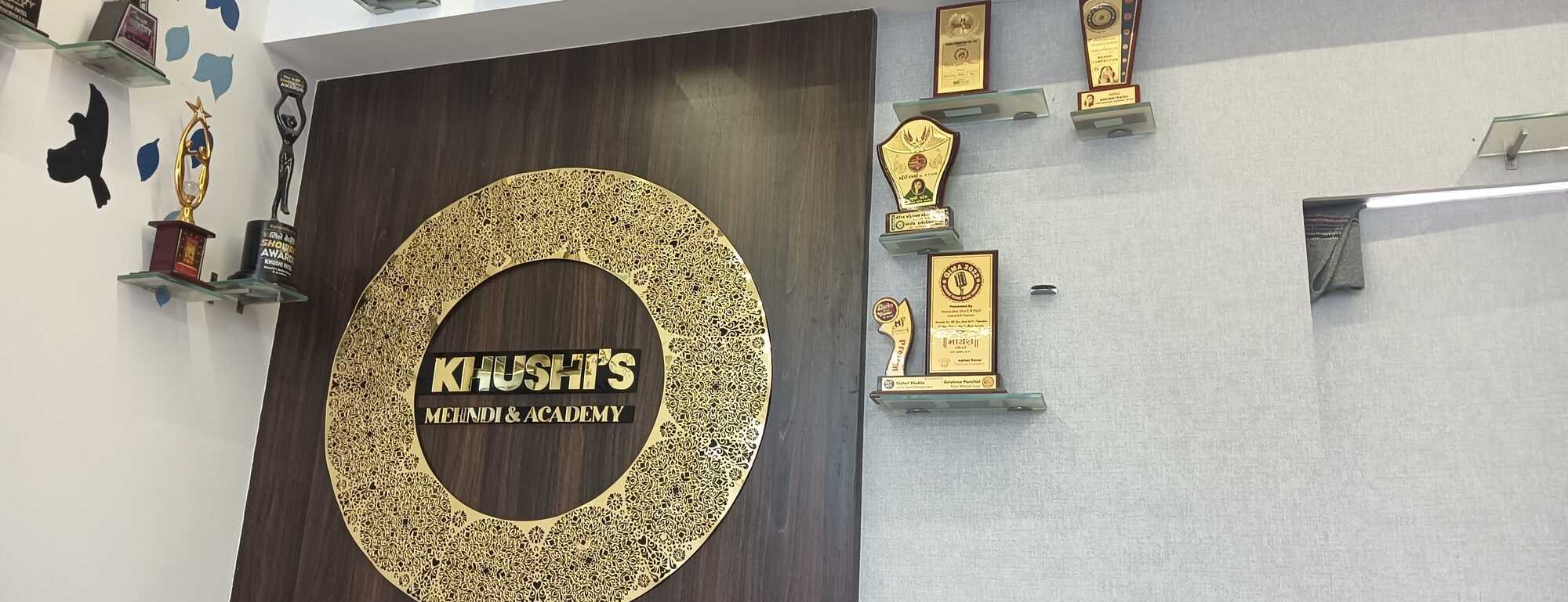 Khushi's Mehndi Academy