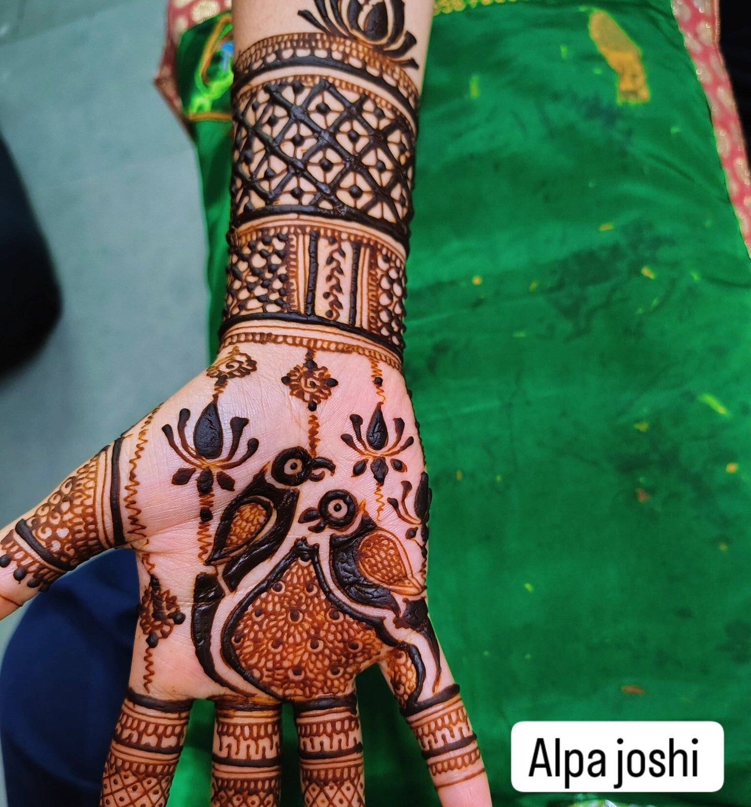 Alpa Mehendi Art & Classes