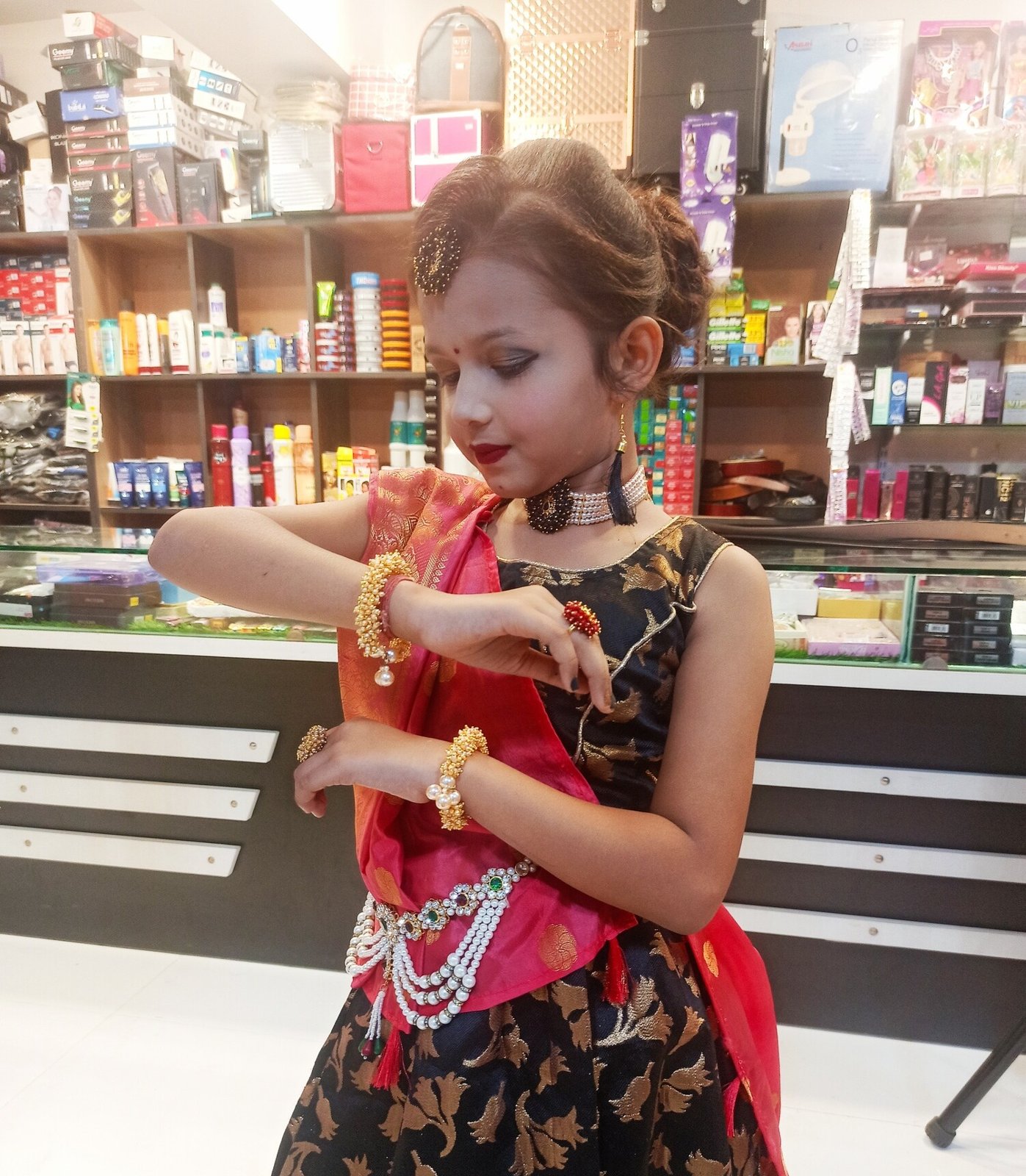 Krishu Beauty Parlour