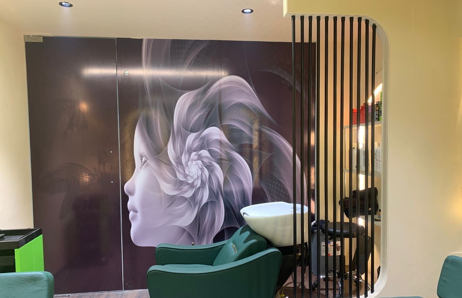 The Blooming Unisex Salon