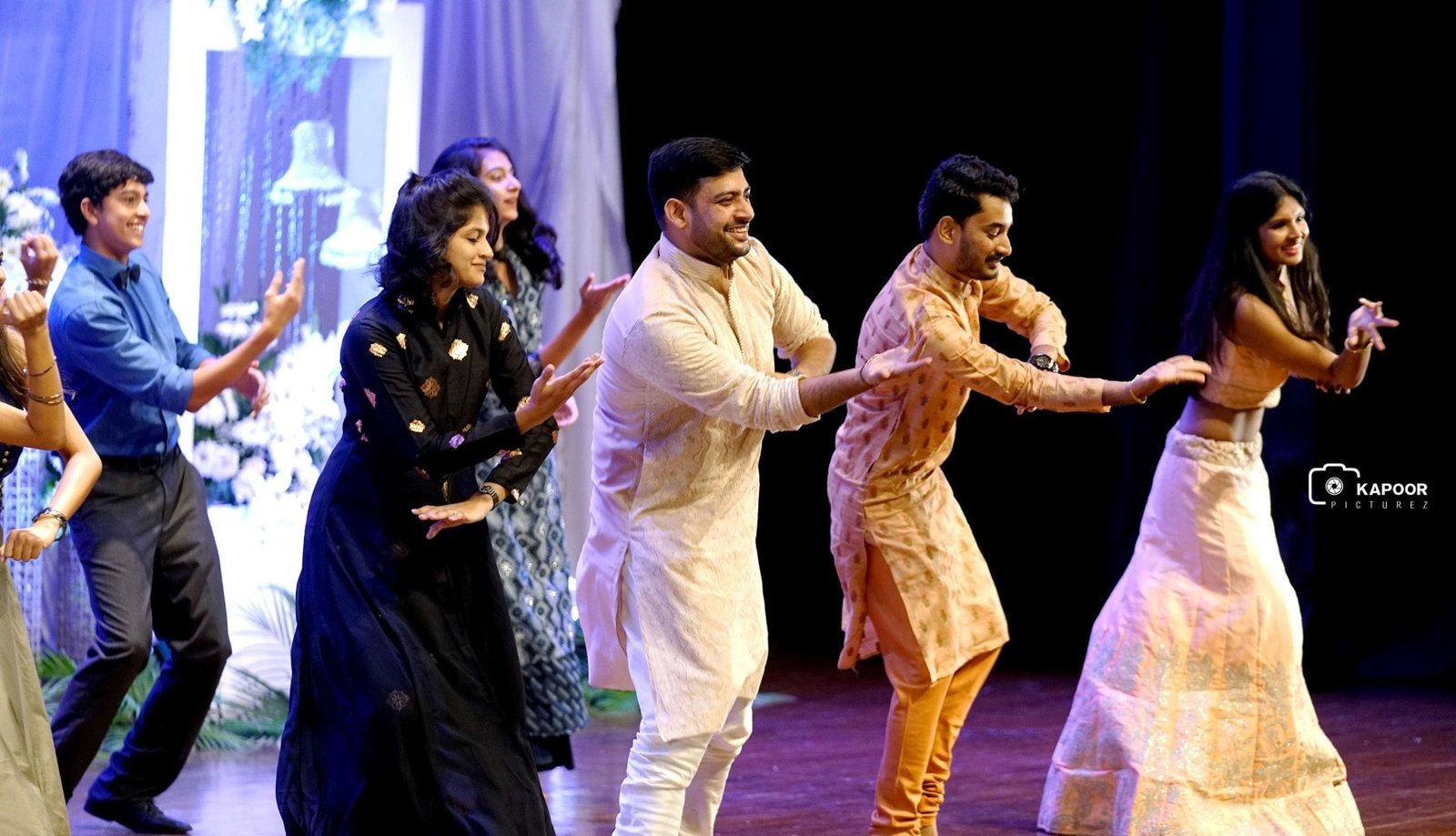 Kapoor Picturez