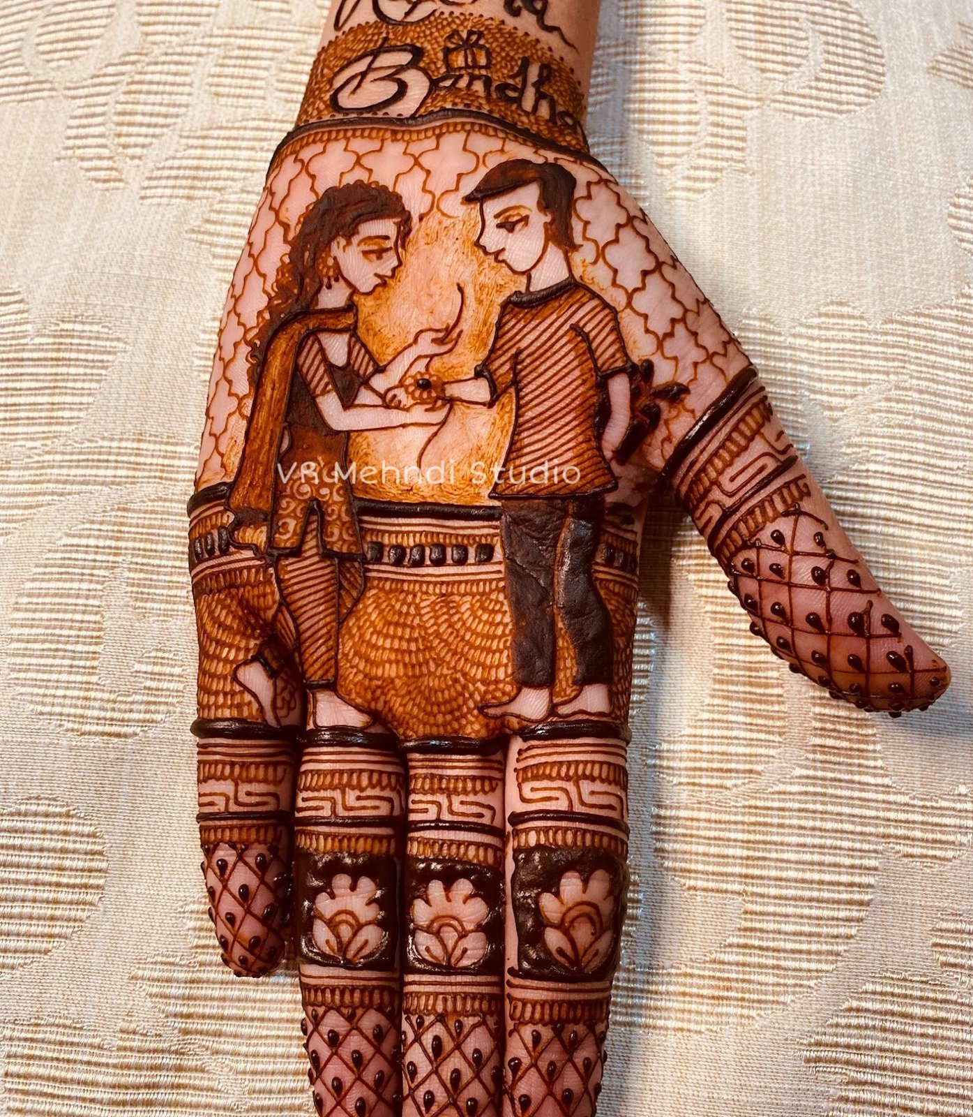 Vr Mehndi Studio