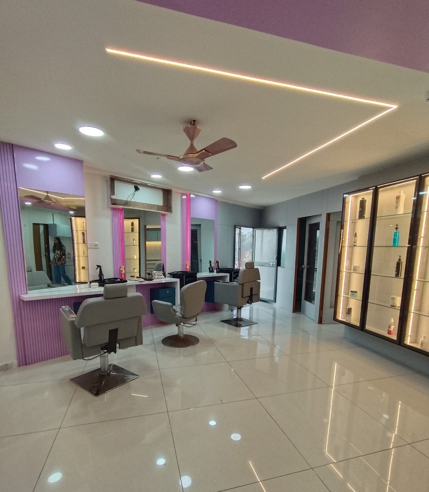 Aura Beauty Point