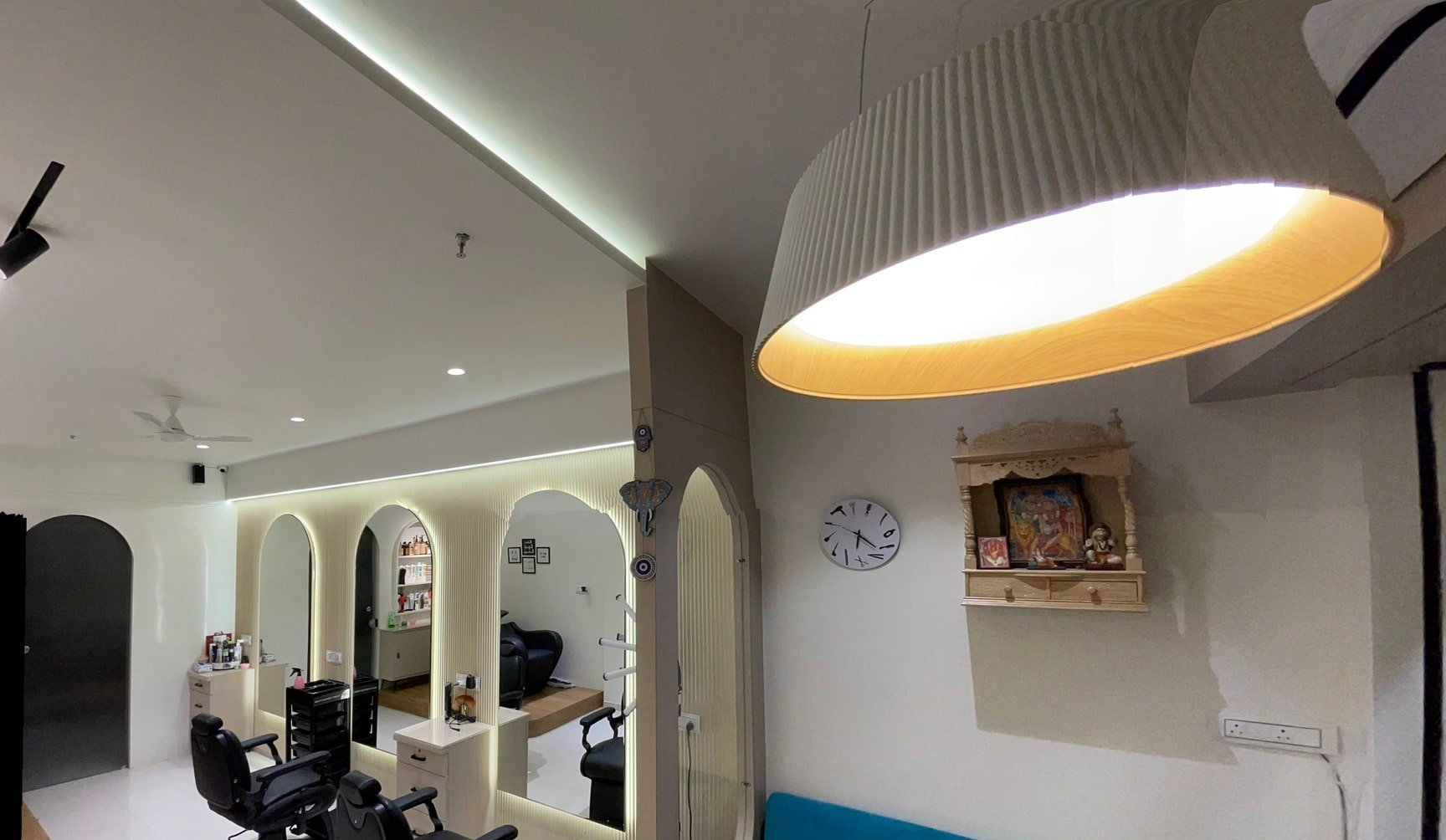Aashi Rich Salon