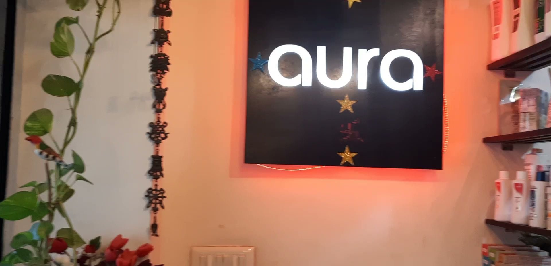 Aura Salon & Academy