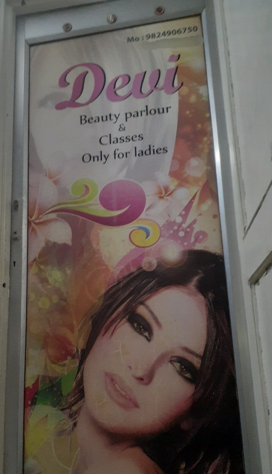 Devi Beauty Salon