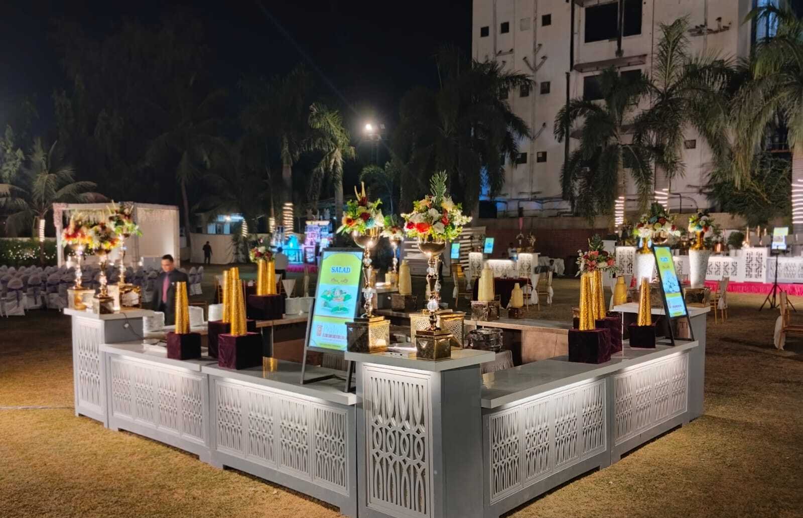 Manushrumti decoration