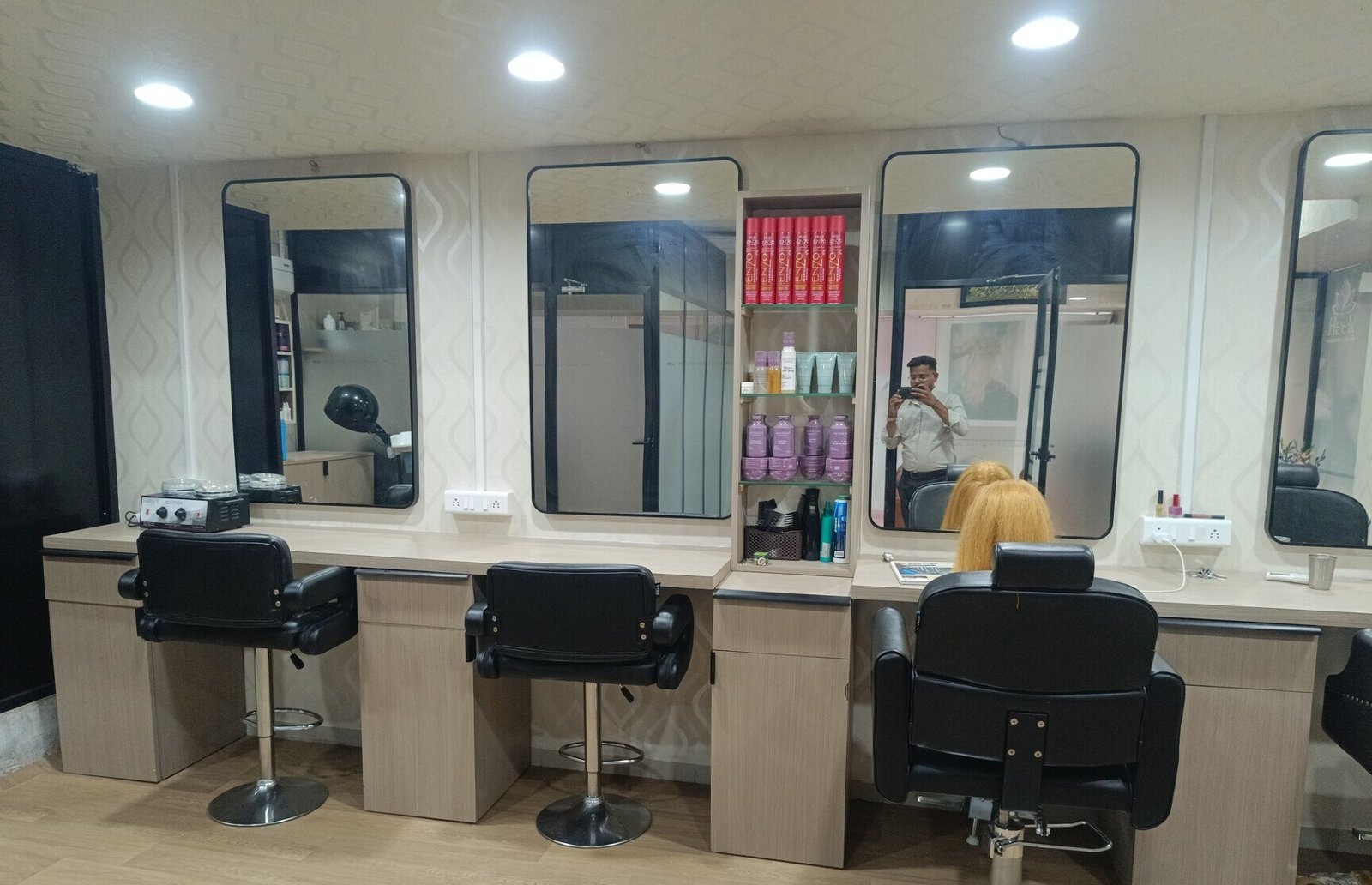 Heer Makeover and Saloon