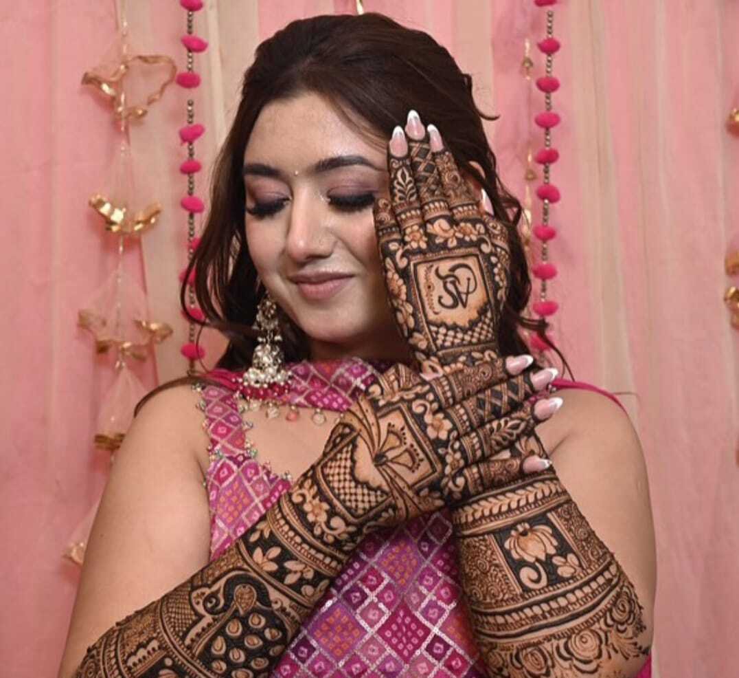 Krishna Mehandi Artist