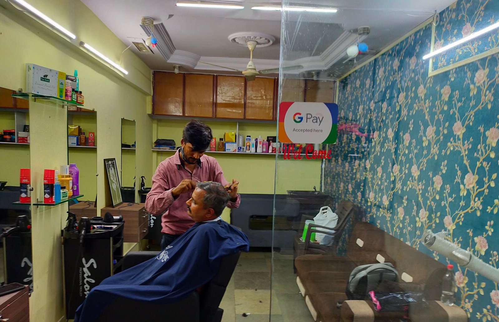 Jayshil Hair Salon