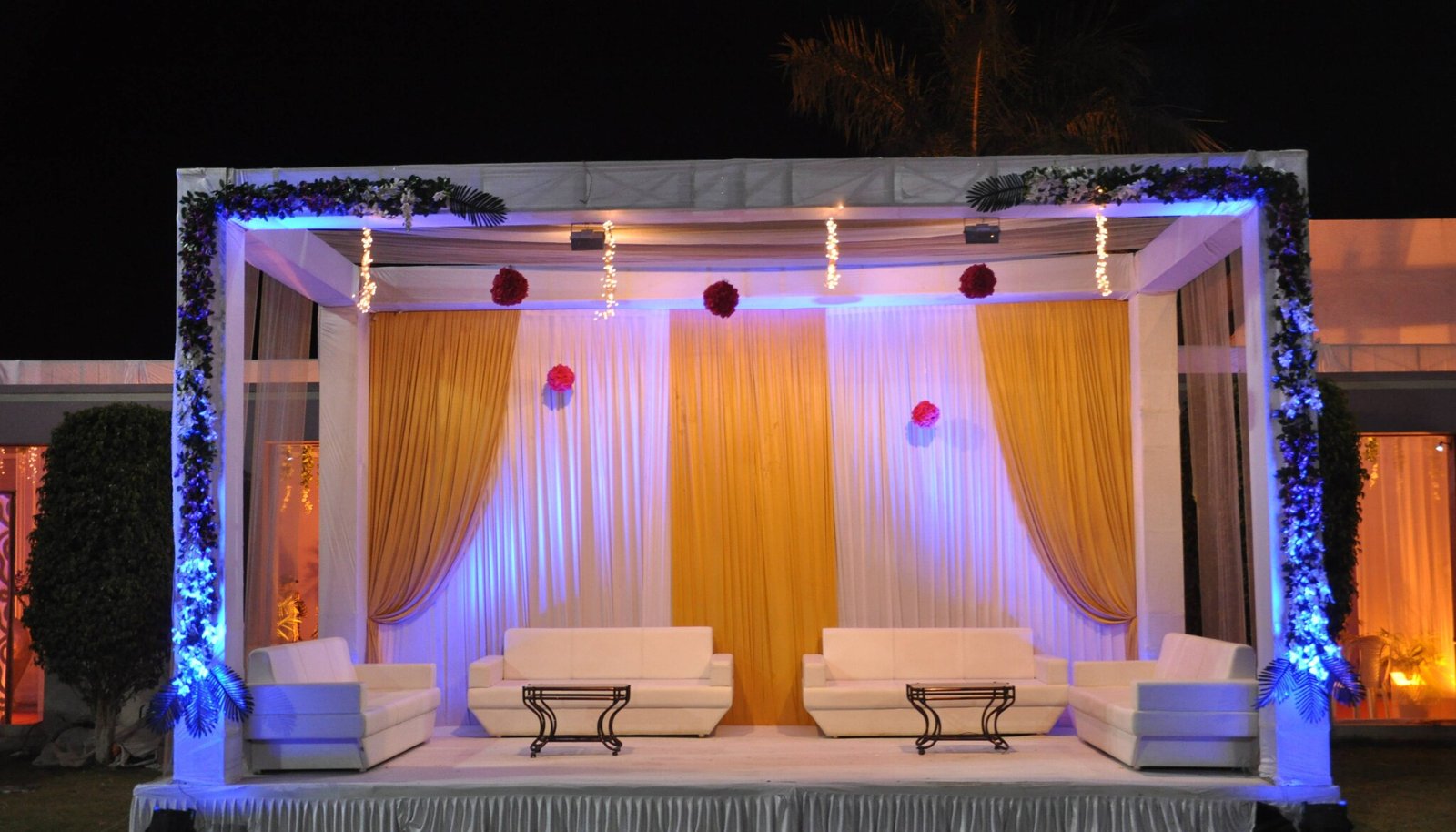 Vinayak Decorators