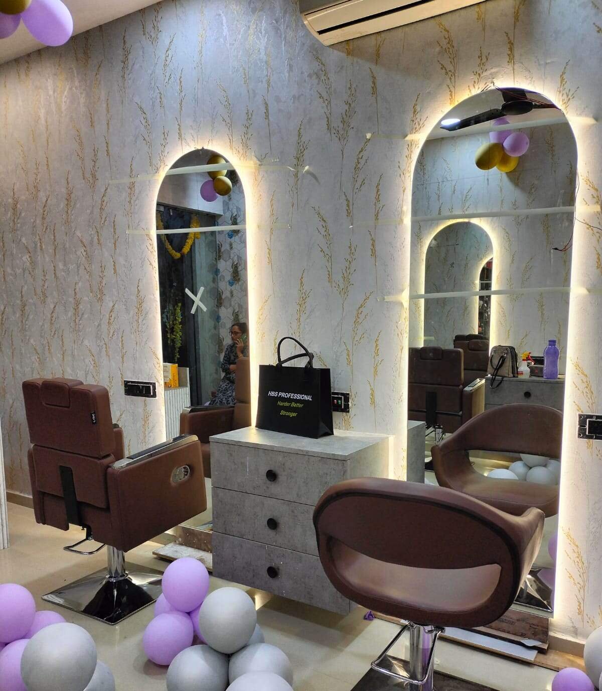 Maa Shringaar Salon & Academy