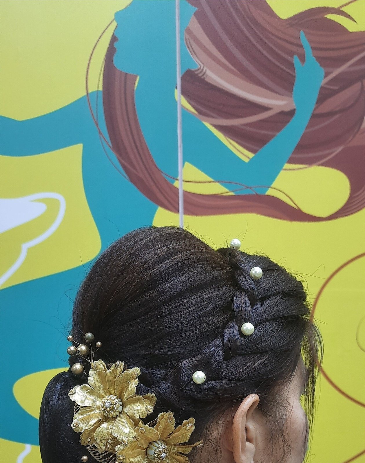 Roots Hair N Beauty Salon