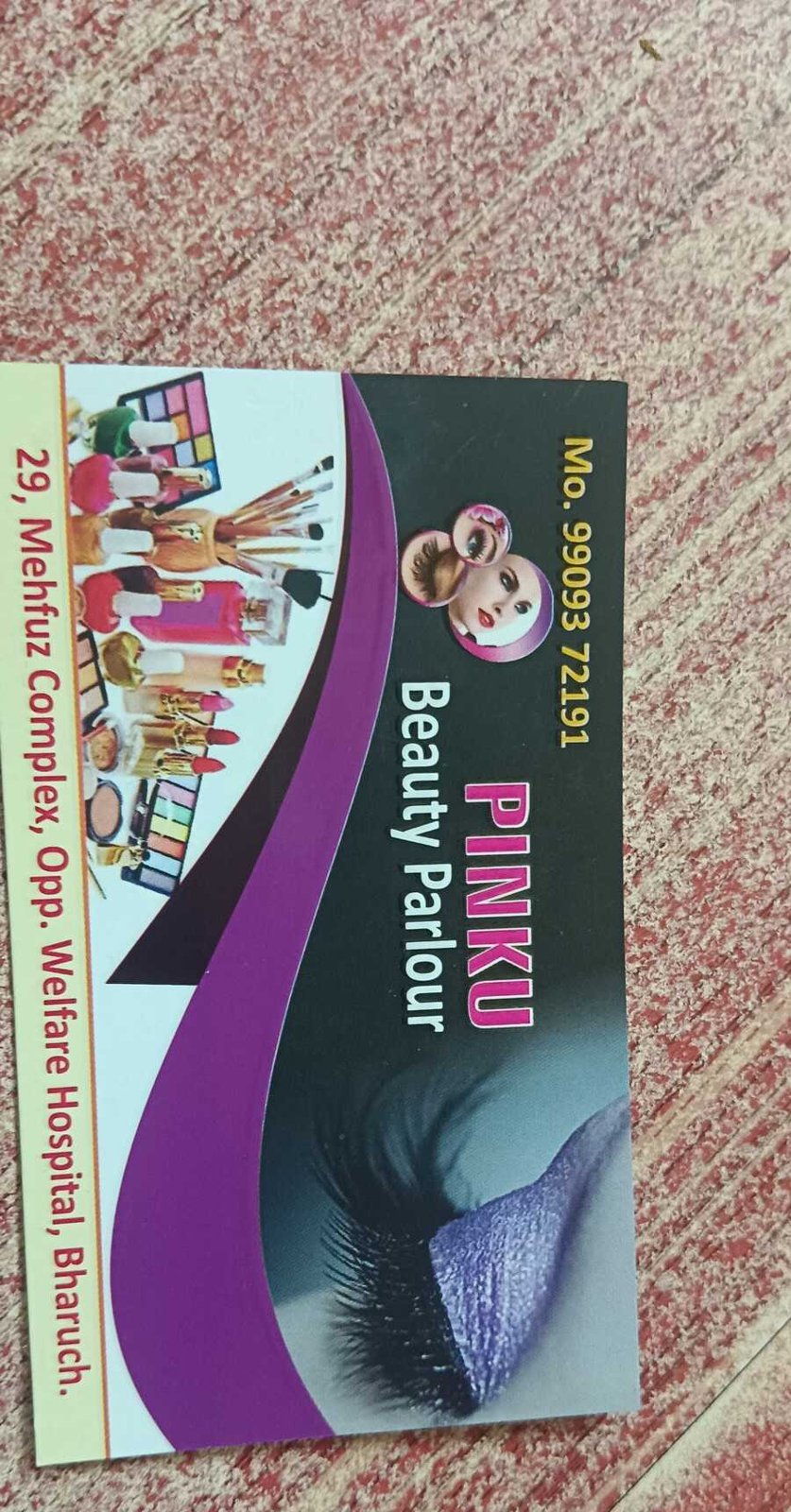 Pinku Beauty Parlour